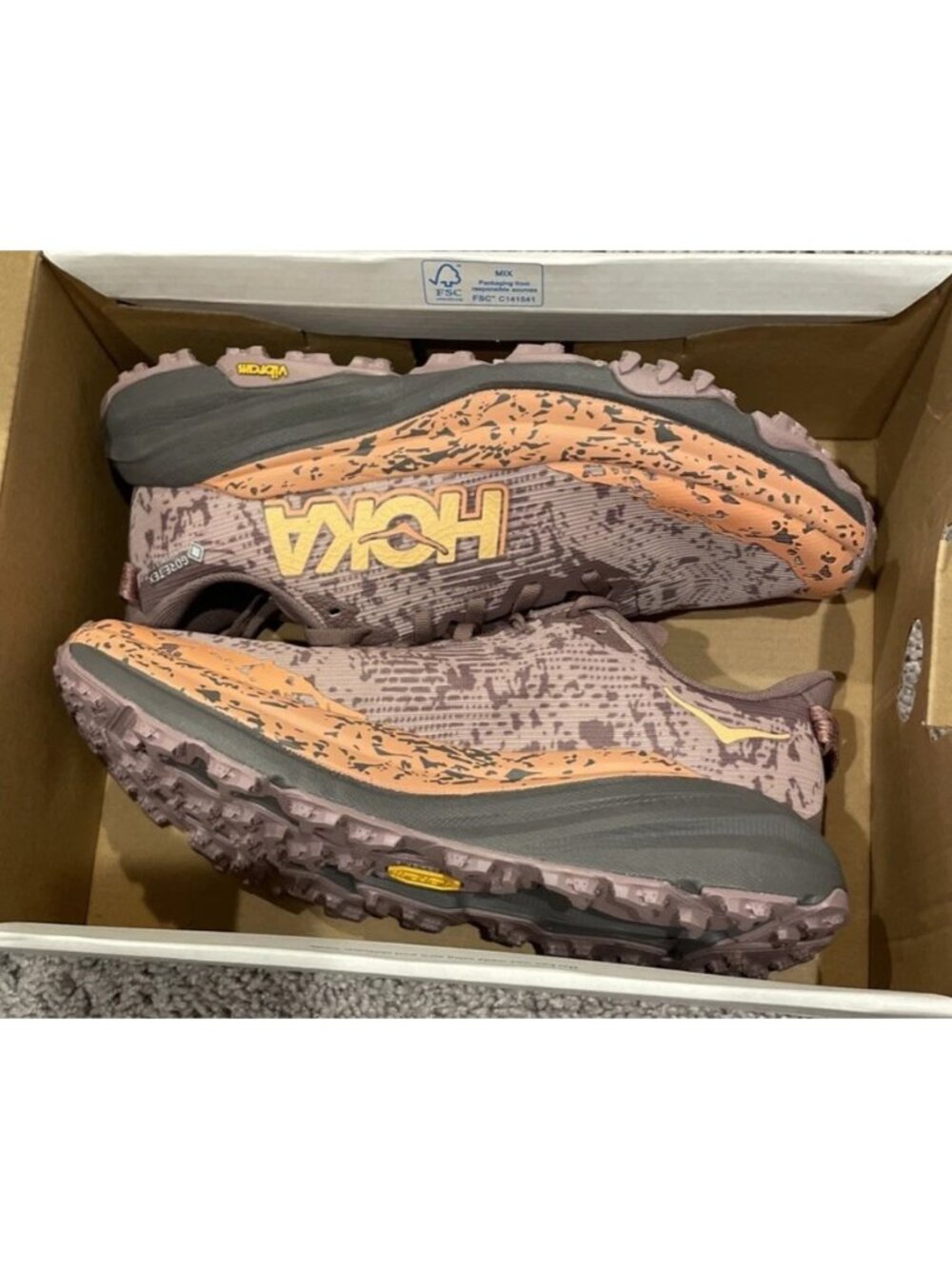 Hoka One One Speedgoat 6 GTX Low Womens Size 9.5 B Running Shoes Hiking Quartz